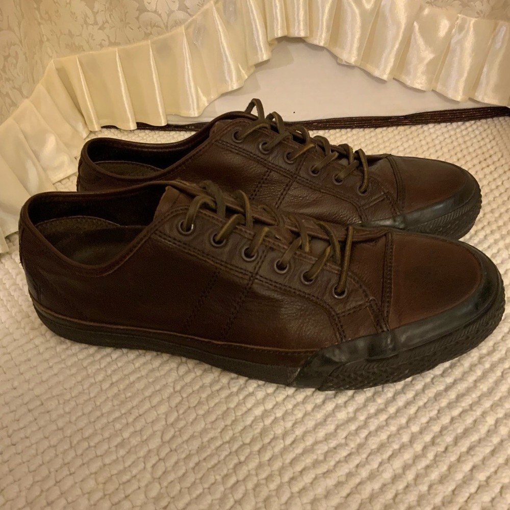 FRYE - Picture 3 of 9